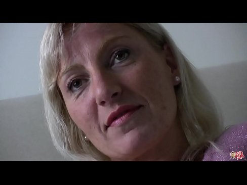 ❤️ D'Mamm, déi mir all gefuckt hunn ... Dame, behuelen Iech! ❤❌ Fucking op lb.ixiporn.ru